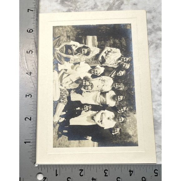 Ladies Church Group Found Photo Vintage 40s Snapshot Womens Bible Study - Picture 4 of 7